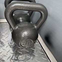 30.lbs X 2 Kettlebells 