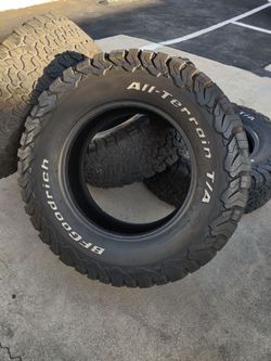 BFGoodrich. 265/70/17