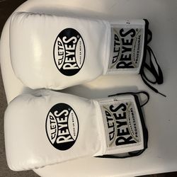 Boxing Gloves Cleto Reyes 10 Oz