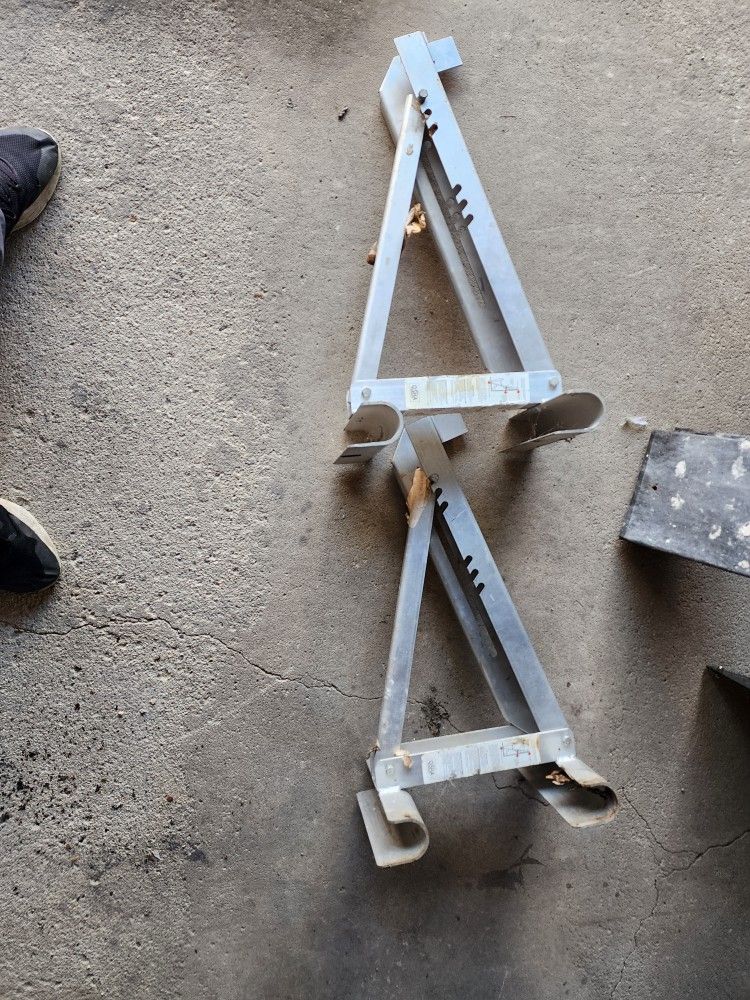 Ladder Stabilizer Jacks