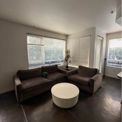 Magnolia Sofa & Chair 