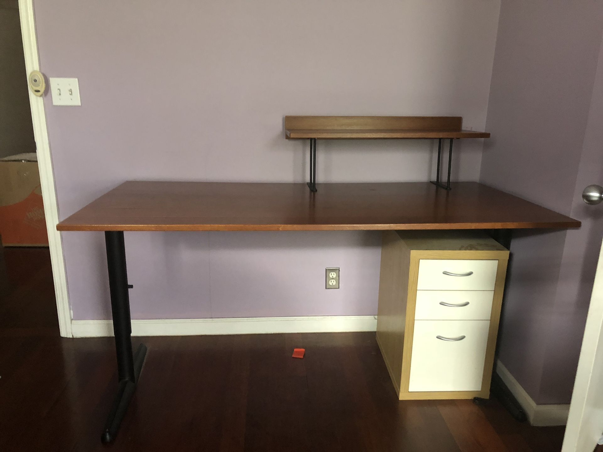 Executive Desk Adjustable Height Wood