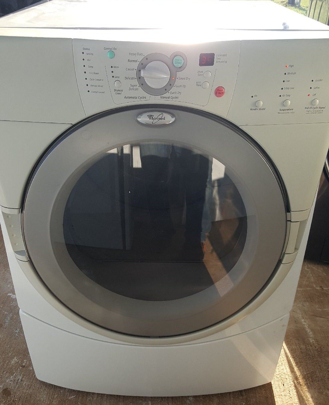 Whirlpool electric dryer. FREE DELIVERY TO FIRST FLOOR