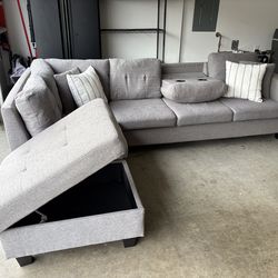 FREE Island Delivery 🚚 Gray Sectional Sofa Couch with Storage Ottoman & Cup Holders!