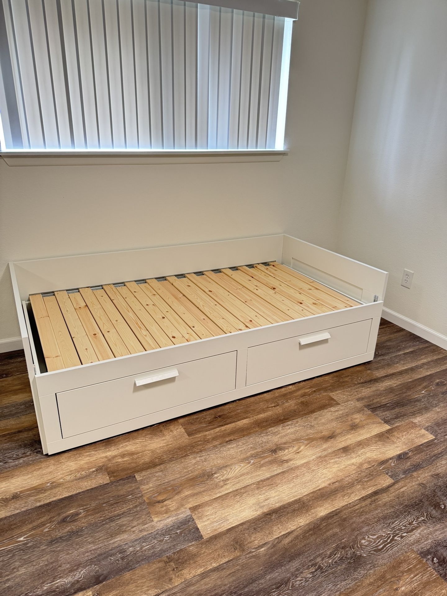 Daybed frame with 2 drawers, Twin