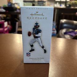 2006 Philadelphia Eagles Donavon McNabb figure Christmas ornament