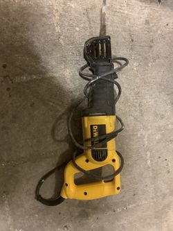 Dewalt saw