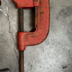 Ridgid 4-S 2 to 4 inch Heavy Duty Pipe Cutter