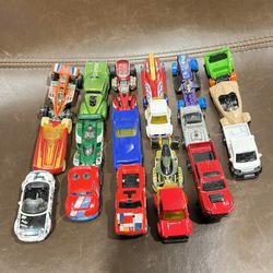 Hot Wheels / Mattel 19 pieces  Hot Wheels cars