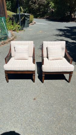 Two Living Room Chairs With Cushions And Pillows