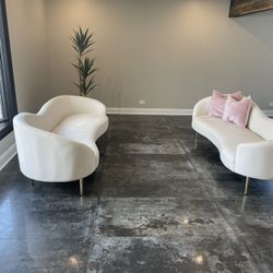 Full Set / Dining Table And 2 Couch 