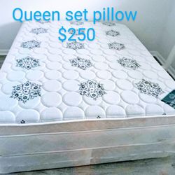 $250 Queen Set Pillow Top Mattress And Box-spring Brand New Free Delivery Same Day 