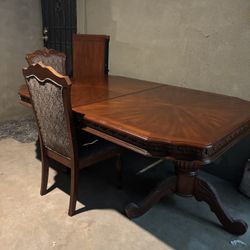 kitchen table 