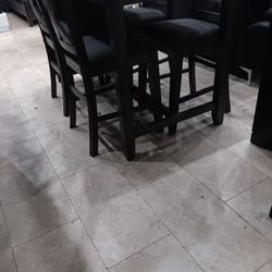 *Weekend Special*---Miranda Attractive Dining Table Sets W/4 Chairs---Delivery And Easy Financing Available👌