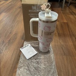 WHITE HELLO KITTY STANLEY