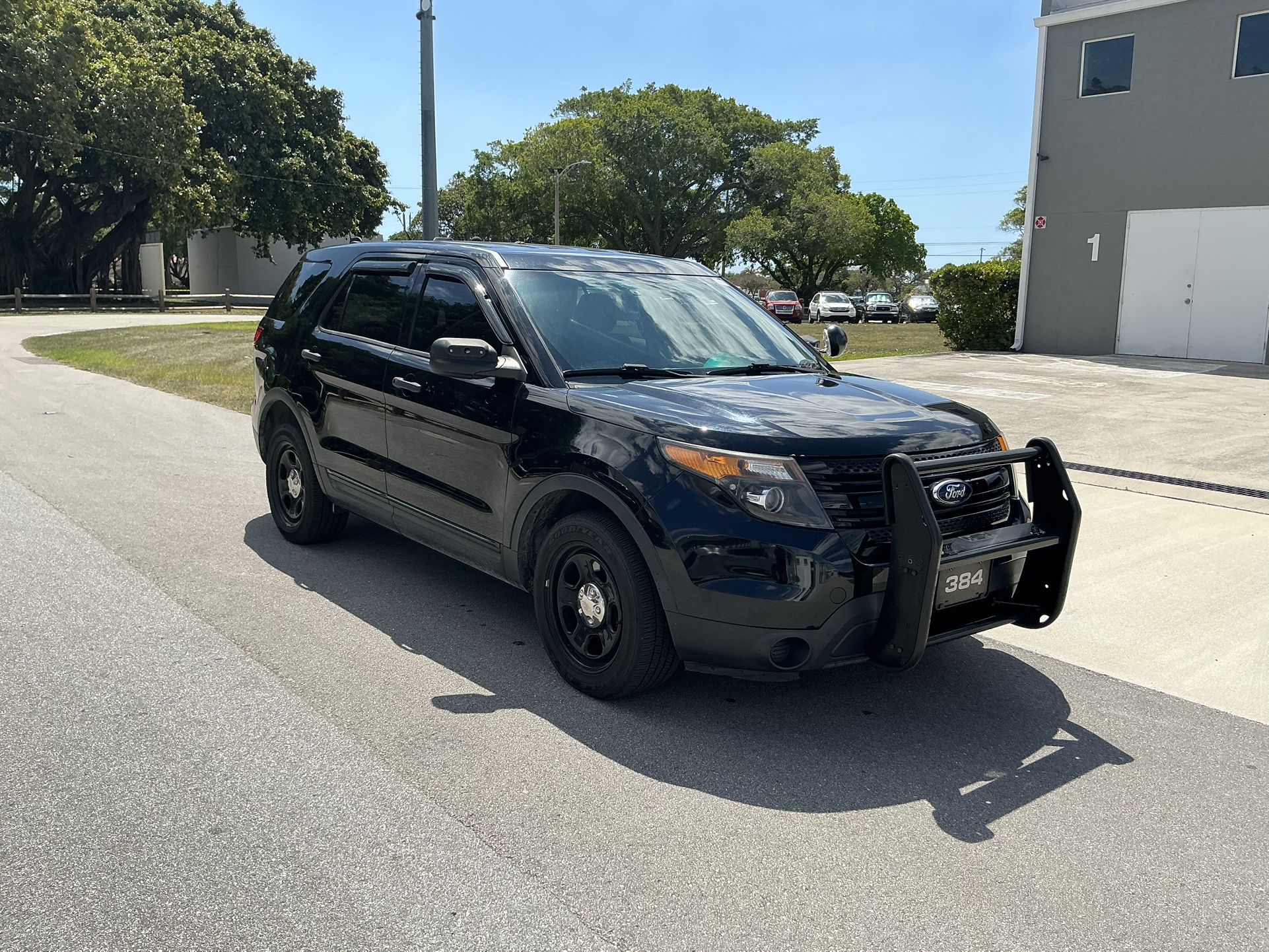 2015,FORD EXPLORER—-90 K ORIGINAL MILES