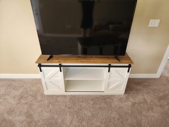 MOVE OUT SALE! EVERYTHING MUST GO TODAY!! Hartin 58'' Media Console for TVs up to 65", TV Stand with Sliding Barn Door