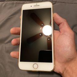 iPhone 7 Plus Rose Gold Unlocked 128 Gb $80!