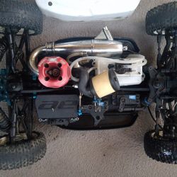 RC-8 nitro Powered rc Car