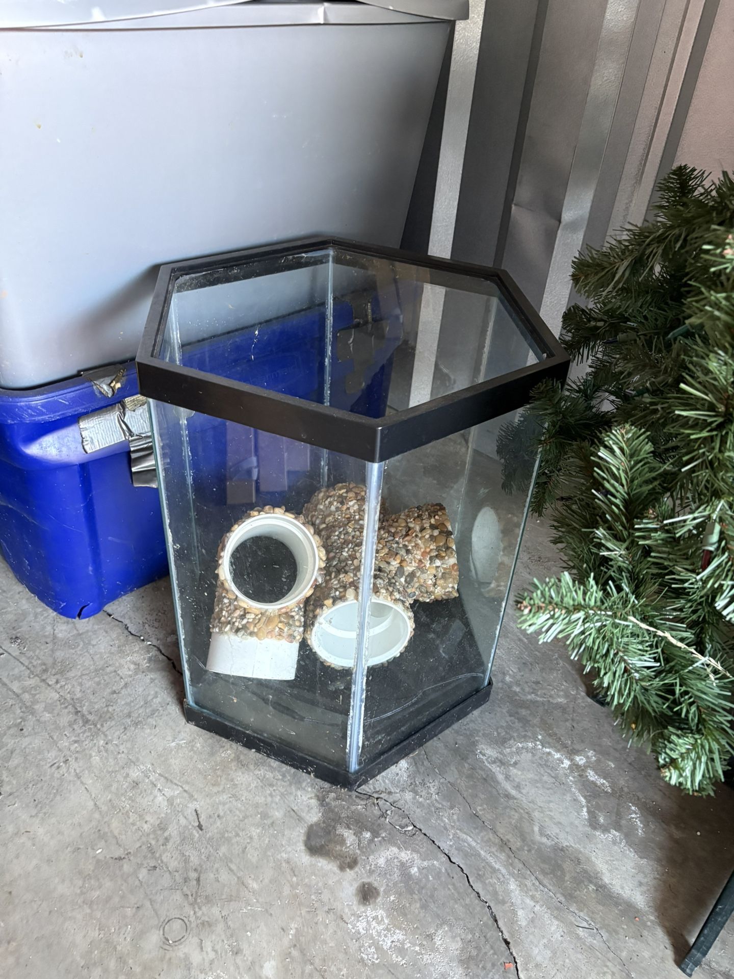 Aquarium For Fish Or Lizards