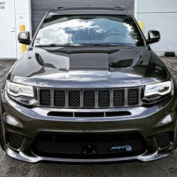 2018 Jeep Grand Cherokee Hood