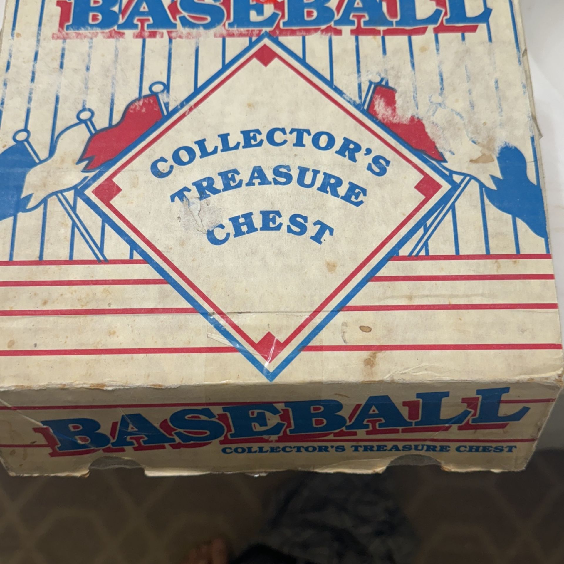 Vintage baseball Cards And Misc Cards Treasure Chest