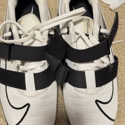 Nike Romaleos 4 Men’s Size 9 (like New)