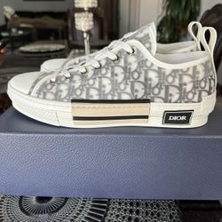 Men’s Shoes
