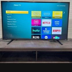 45' Inch Roku TV W/Remote 