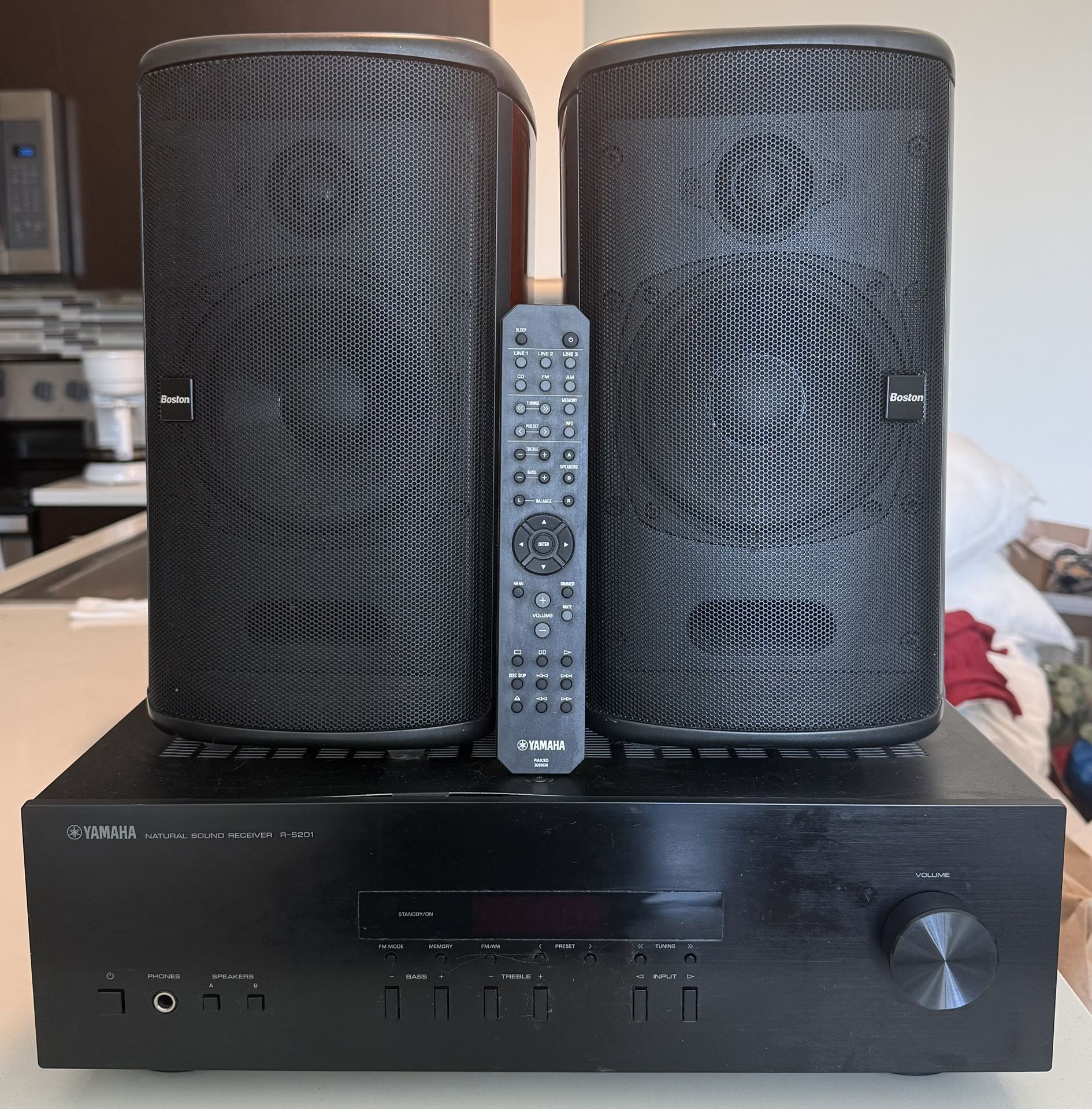 Yamaha Receiver and Two Boston Acoustic Speakers