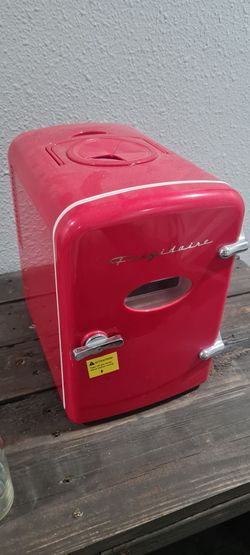 Frigidaire mini fridge