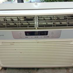 Frigidaire 8000 Btu Air  Condition 