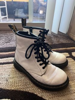 Kids Dr. Marten  books