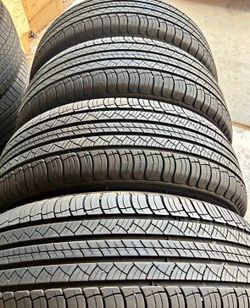 235/65/18 Michelin set de  llantas con 85% de vida las 4