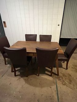 Wood Dining Table with 6 Chairs