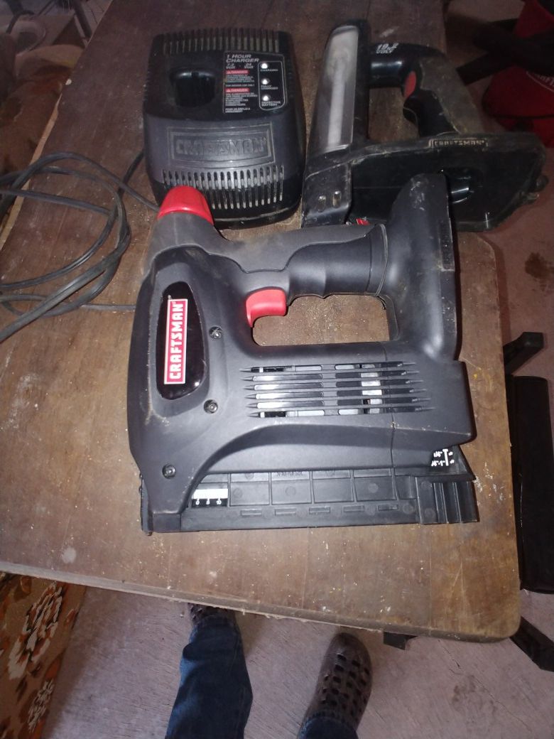 Craftsman cordless staple gun for Sale in Rochester, WA OfferUp