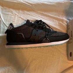 Brand new men saucony size 10.5