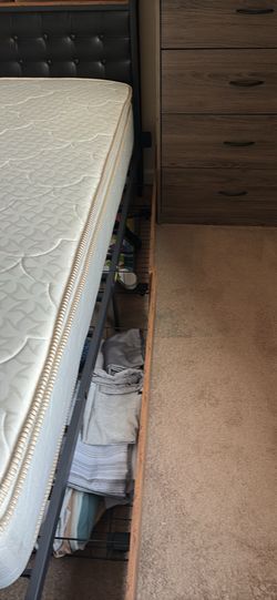 Full Size Pillow Top Mattress With Full Size Storage Bed