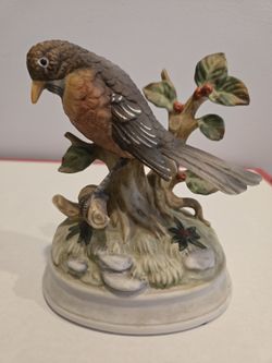 Robin Porcelain Figurine And Music Box