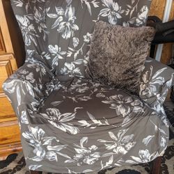 Wing Back Chairs X2