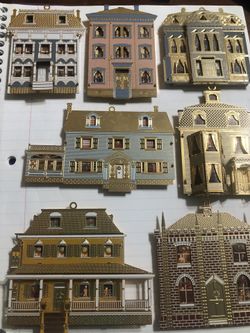 Doll House Of America Ornaments