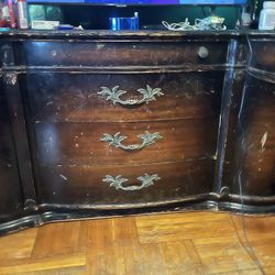 Antique Furniture 