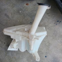 Scion Xd Windshield Washer Reservoir