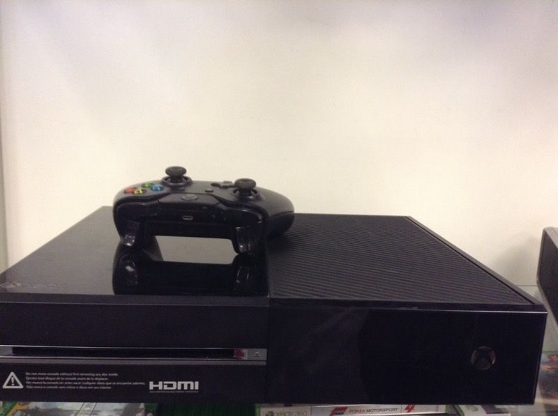 Xbox one with controller