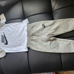 Nike 2pc Set