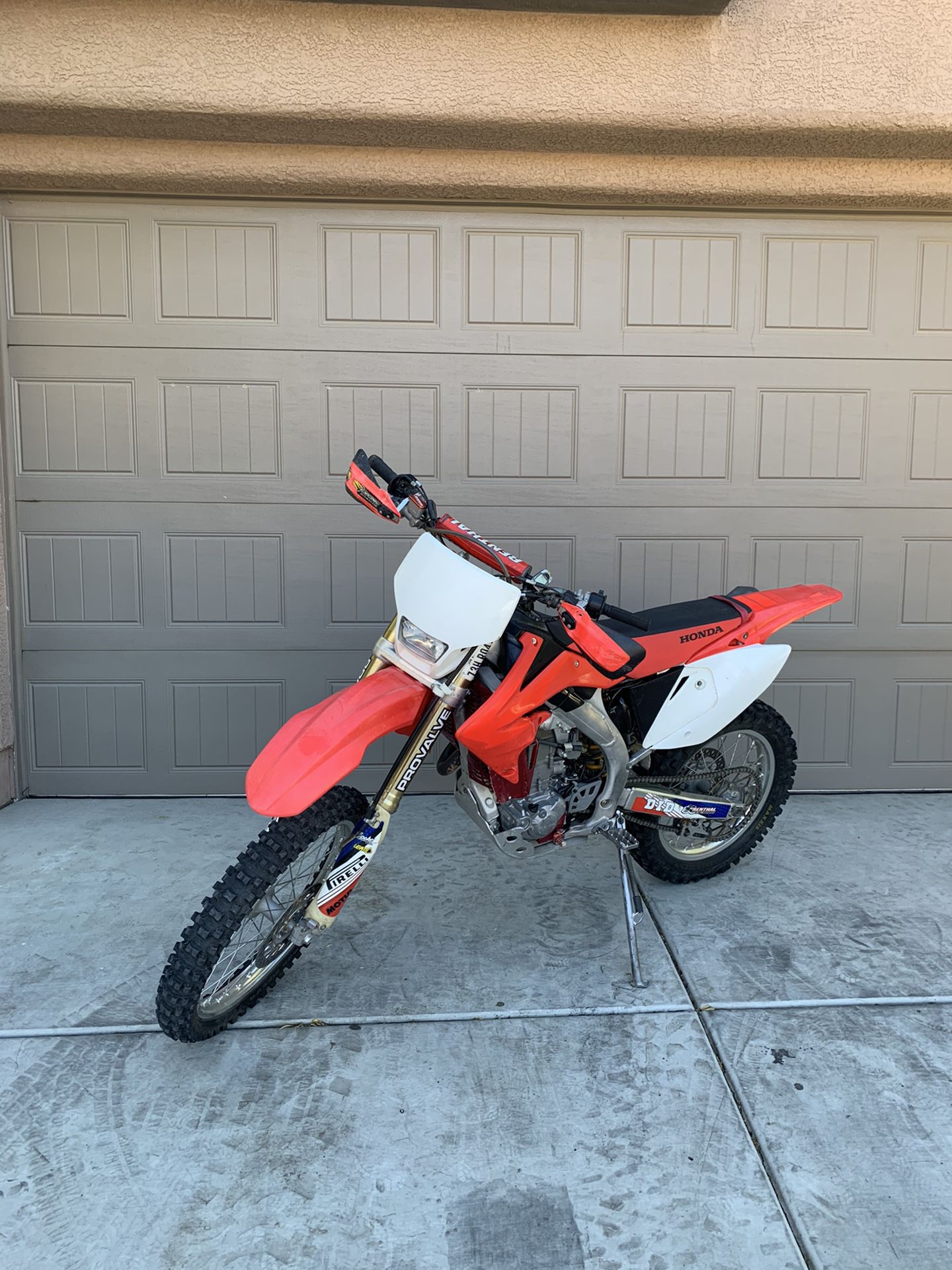 Dirt bike CRF450X (Honda)