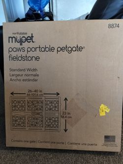 Pet gate