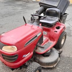 Craftmam Riding lawn Mower & Attachments