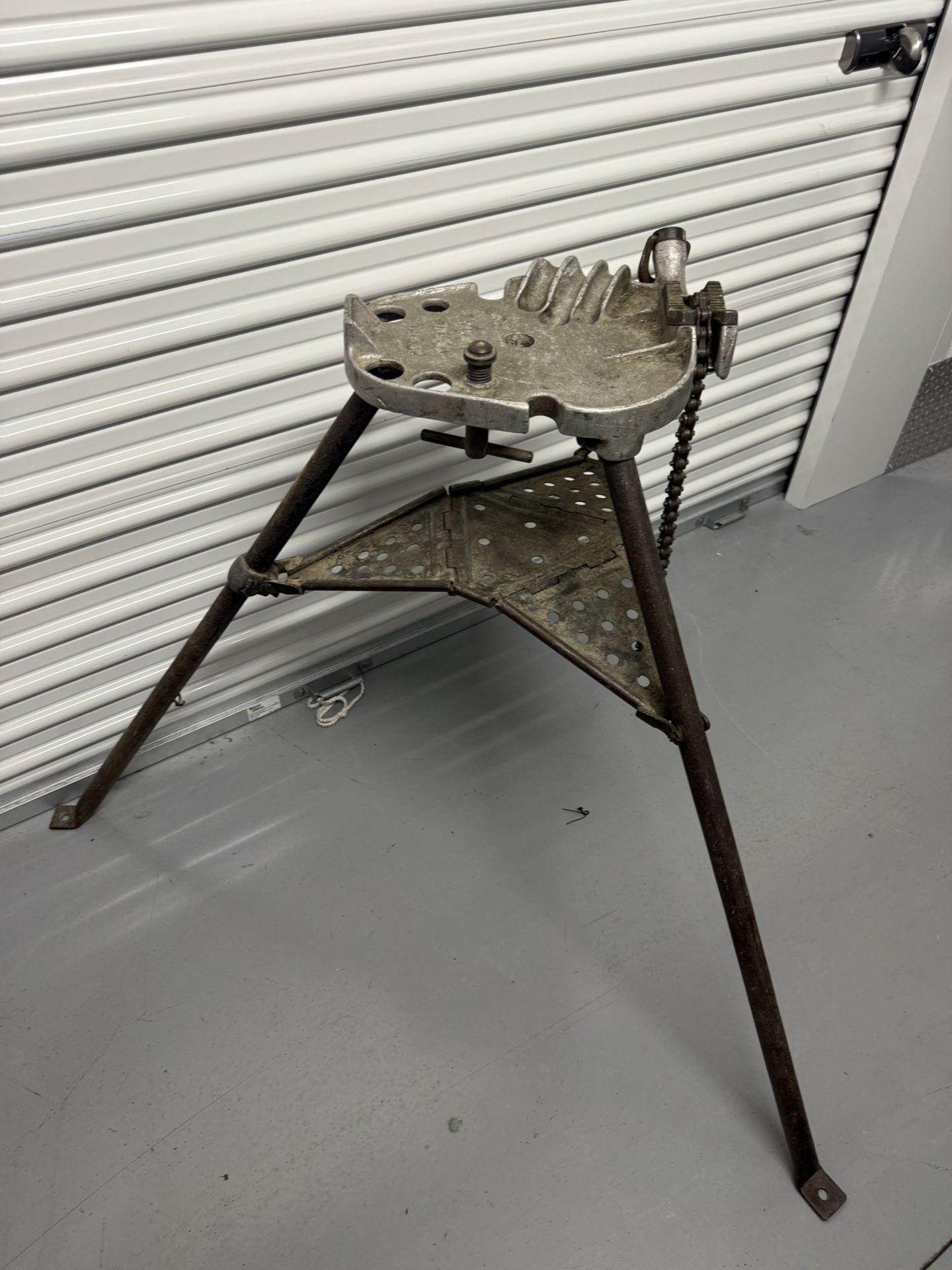 Ridgid Portable Chain Vice Tristand