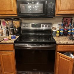 Working oven and microwave